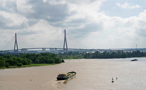 Vận tải thủy nội địa tại khu vực Đồng bằng sông Cửu Long: Tháo gỡ 